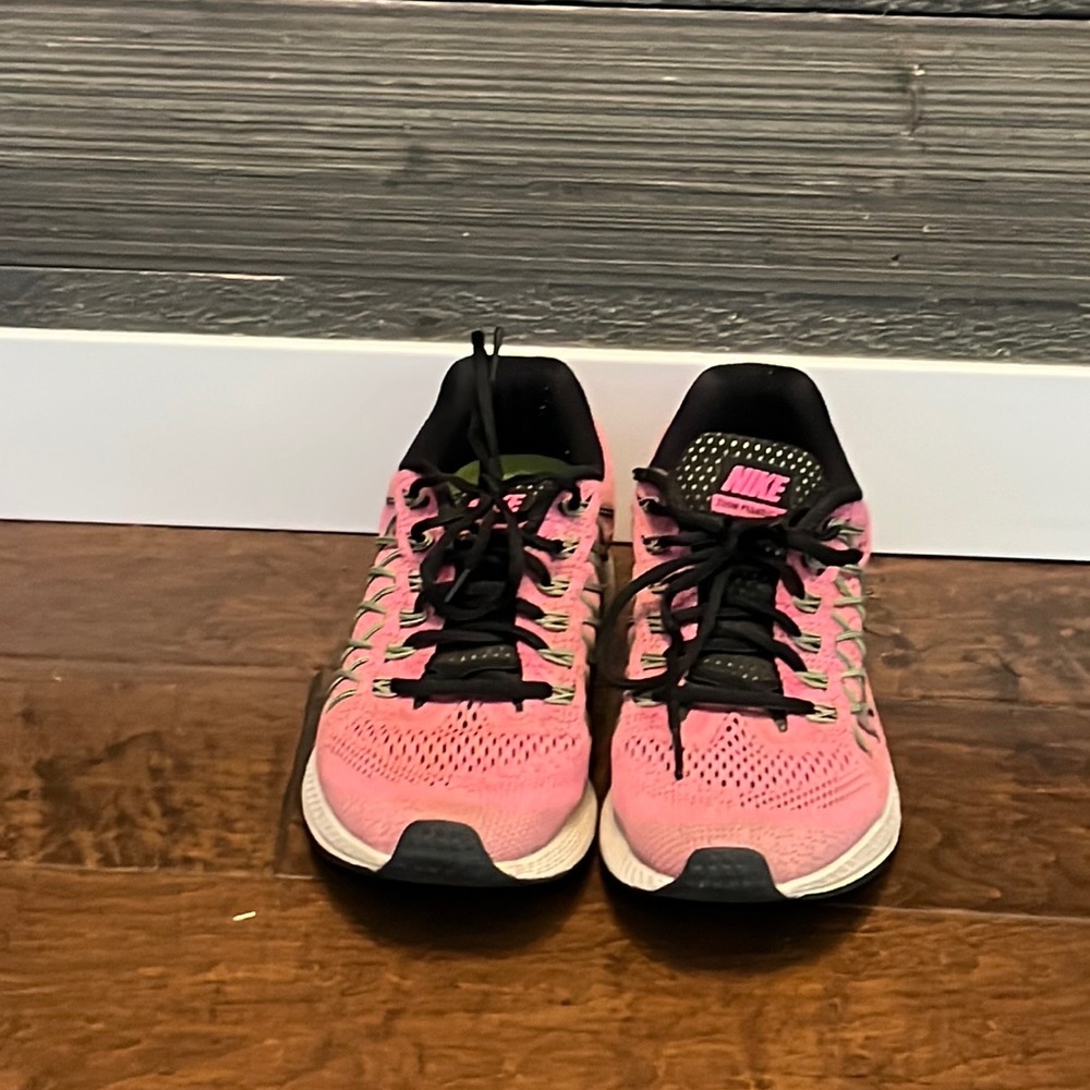 Nike Pink Running Shoes